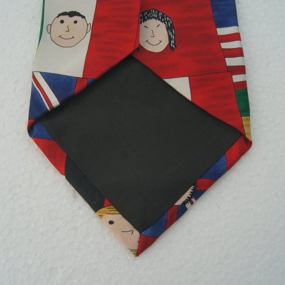 Vintage Save the Children Collection Necktie With Flags and Kids Designed by Tom - Picture 5 of 5